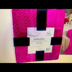 Ultra Soft throw blanket